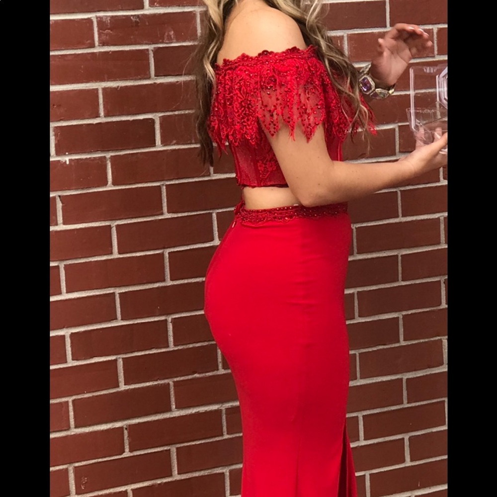 Prom dress - Picture 3 of 4
